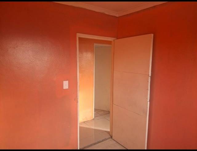 3 BEDROOM HOUSE FOR SALE IN GRACELAND